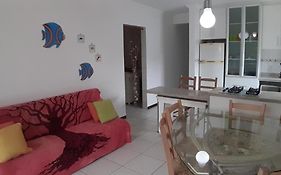 Ap 2 dorm Bombinhas